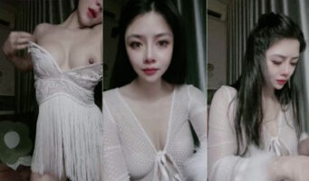 Joget Nakal Striptis Puting Ala Selina ID 82326173 Mango