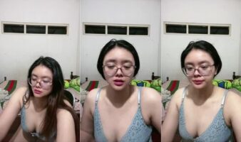 Obrolan Nakal With Rachel Si Manis Semok ID 54884088 Mango